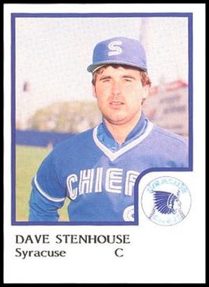 24 Dave Stenhouse (C)